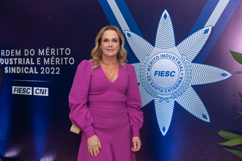 Empresária Daniela Tombini recebe a Ordem do Mérito Industrial de SC