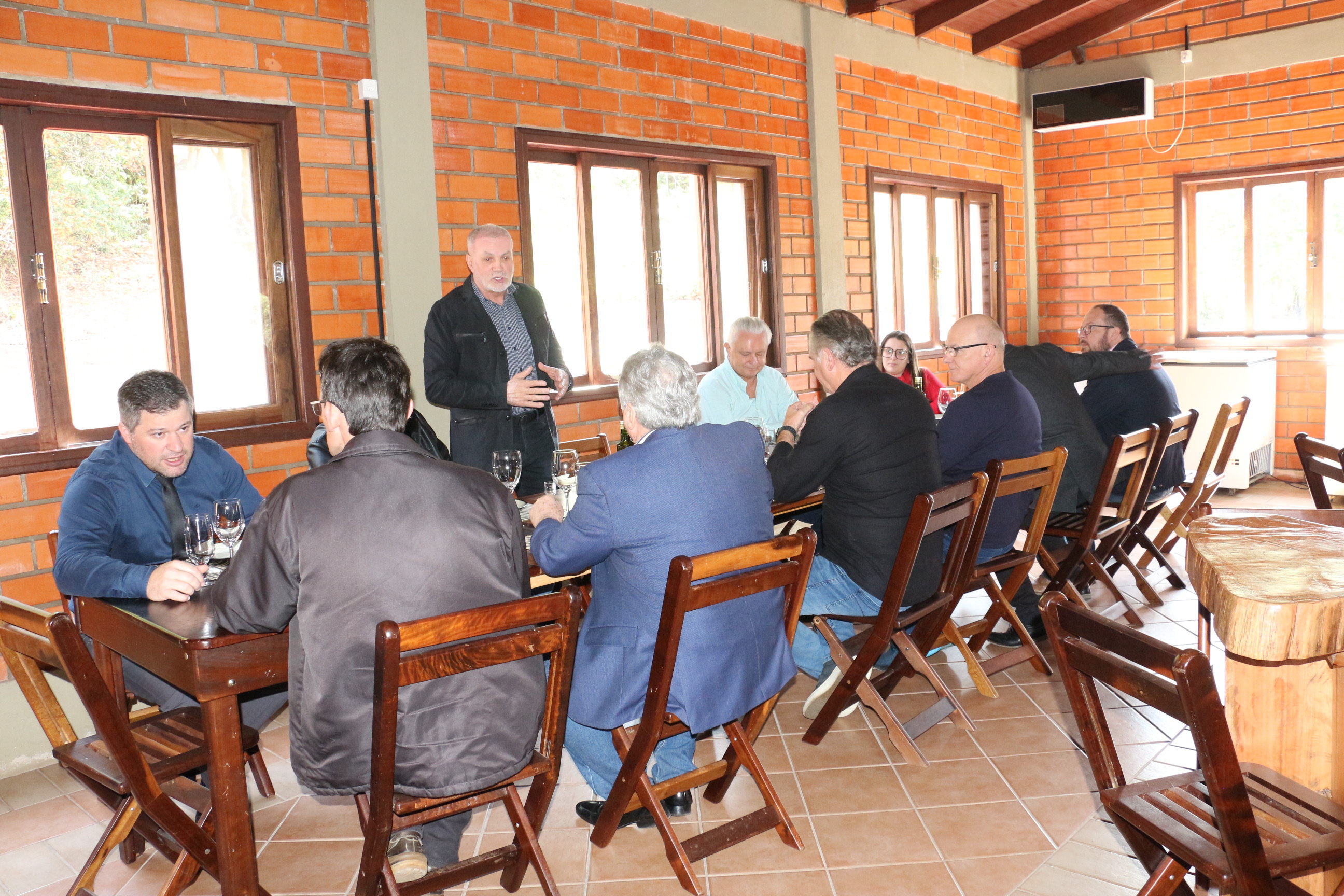 Almoço com empresários