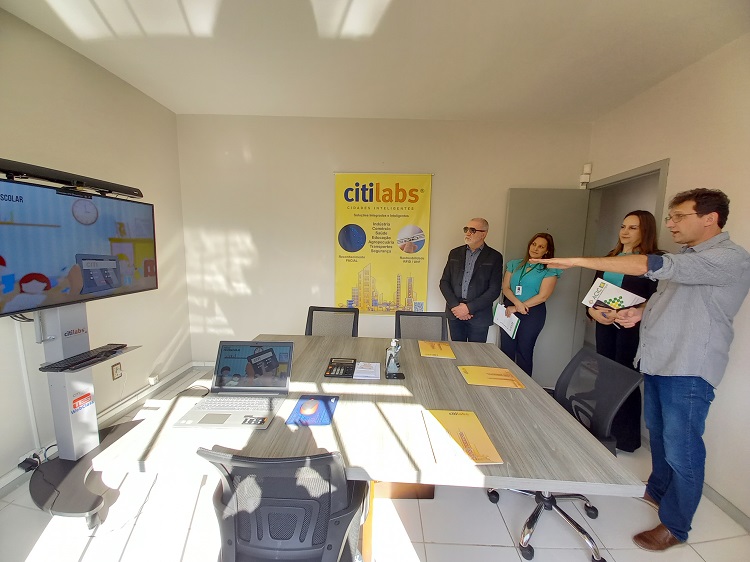 Presidente da ACIC visita a Citilabs – Cidades Inteligentes