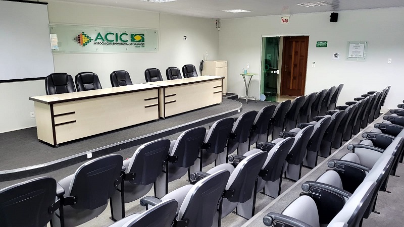 ACIC recebe candidatos para o RoadShow da FACISC