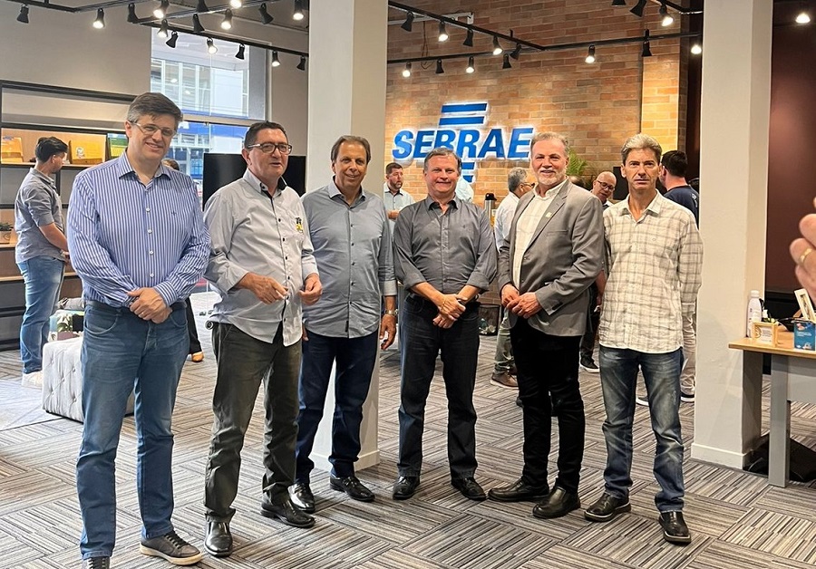 Caçador recebe novo gerente regional do SEBRAE