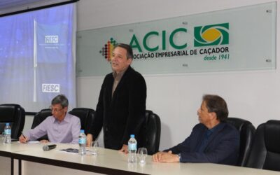 Reunião na ACIC discute a questão da insegurança jurídica e como ela pode afetar a competitividade da indústria