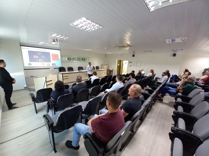 Gestão de Riscos foi tema de palestra na ACIC Caçador