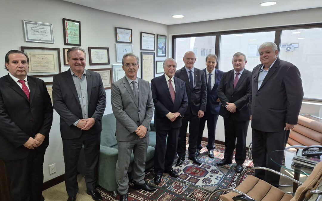 Presidente da ACIC integra comitiva em visita ao ex-presidente Michel Temer